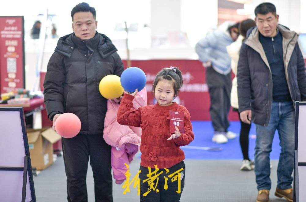 冰雪消费季 “冰雪进商圈” 第二站启幕 解锁冰雪新体验