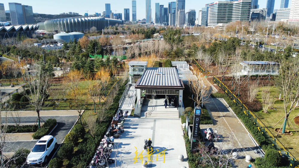 济南地铁4号线奥体段出入口亮相 观赛出行将更便捷