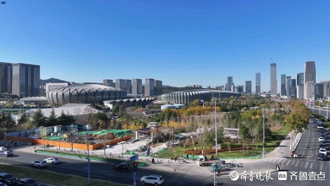 济南地铁施工围挡集中“退场”