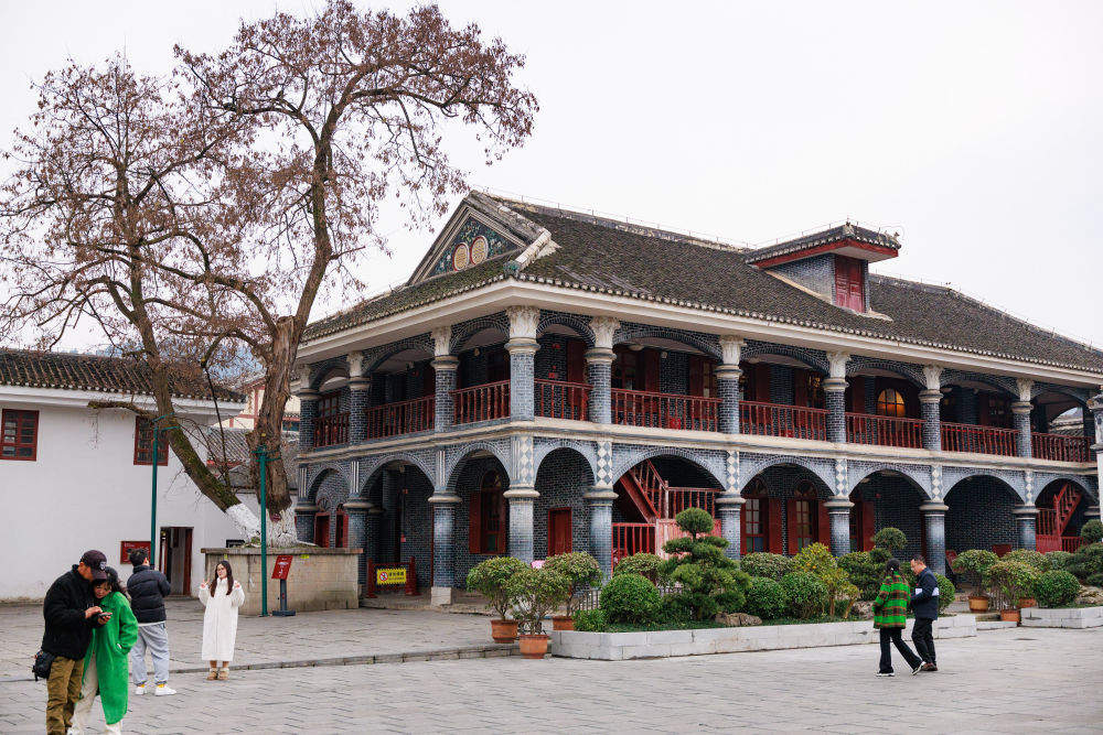 “永远做中国人民和中华民族的主心骨”——写在中国共产党成立104周年之际