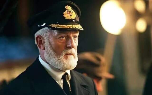 “《泰坦尼克号》船长”“《指环王》国王”，去世