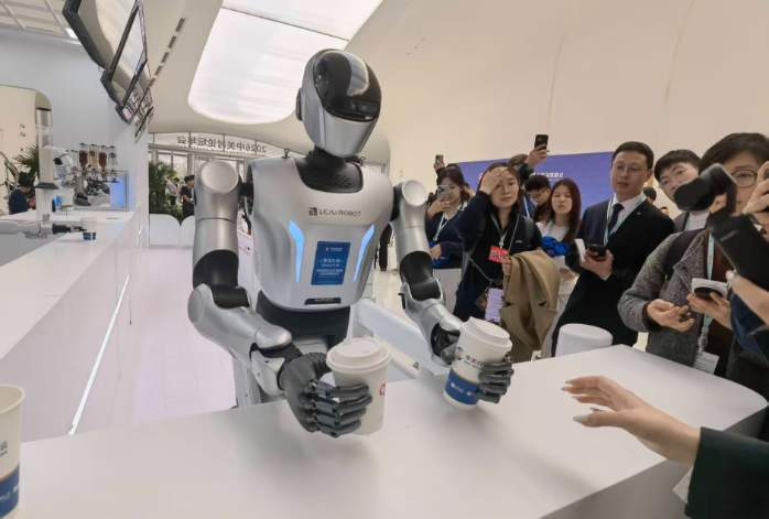 越来越巧，从一双“手”看机器人如何变身进阶