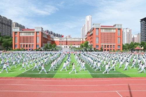济南高新区金谷德艺小学以“健康第一”筑牢学生成长根基