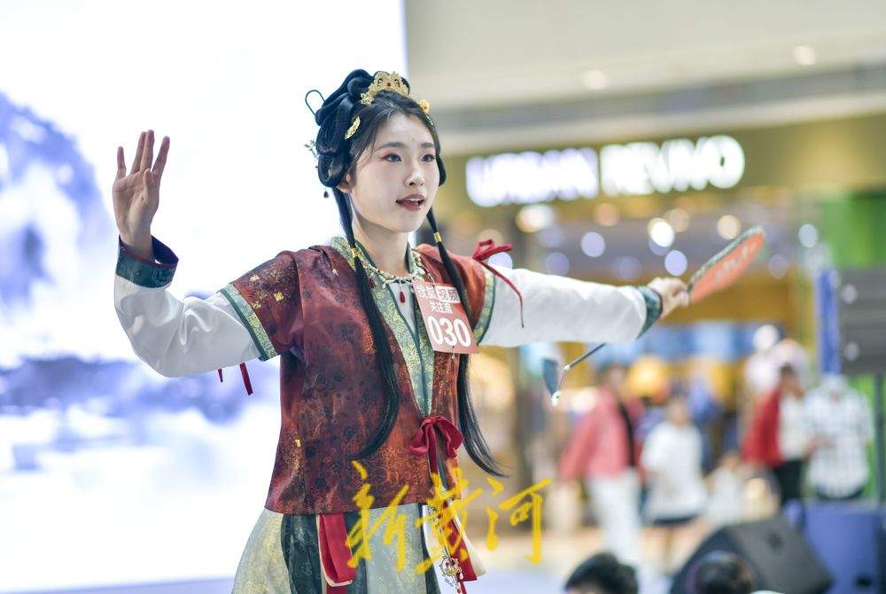 一年四季 泉在济南丨济南举办汉服模特大赛，展现华夏汉服之美