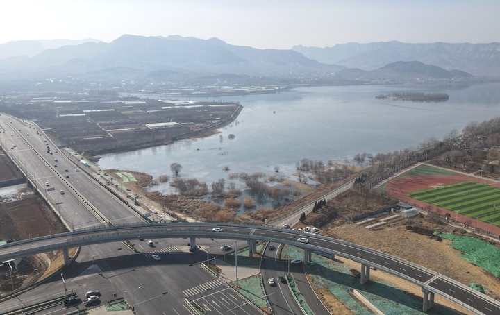 据了解,仲宫大桥改建是省道103旅游公路改扩建项目的咽喉工程,本次