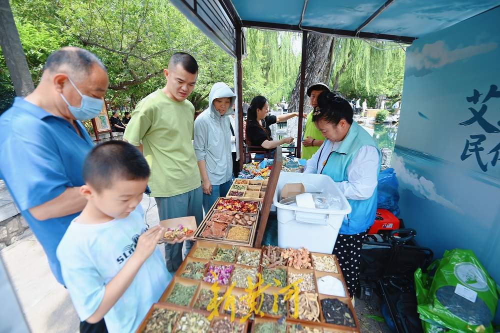 一年四季 泉在济南 