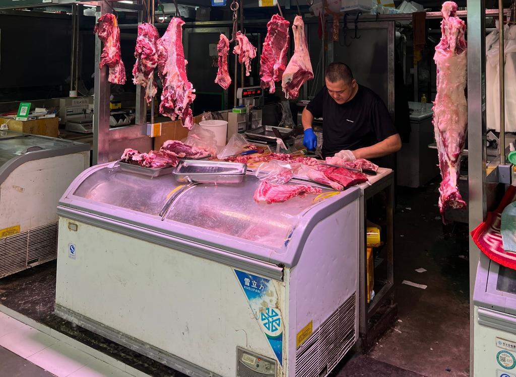 近期牛肉价格为何持续下跌？未来走势如何？