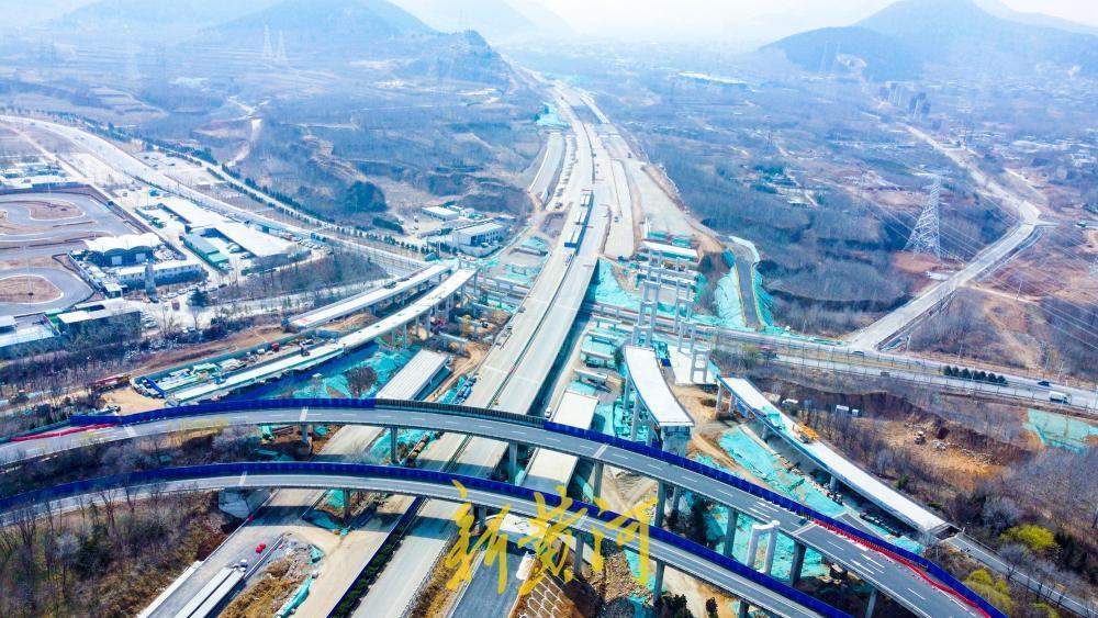 济南绕城高速港沟枢纽改扩建  旧匝道拆除重建对接八车道