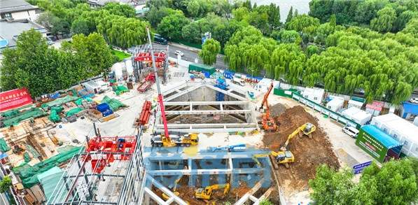 项目强省会｜济南大明湖畔地铁站新进展 地下车站主体“揭面纱”