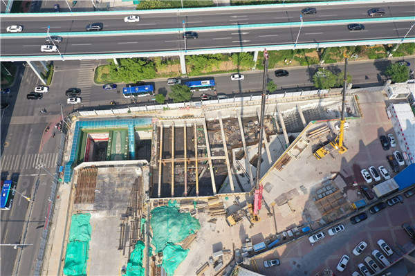 项目强省会丨济南地铁4号线省体育中心站主体已完工，施工进入后期