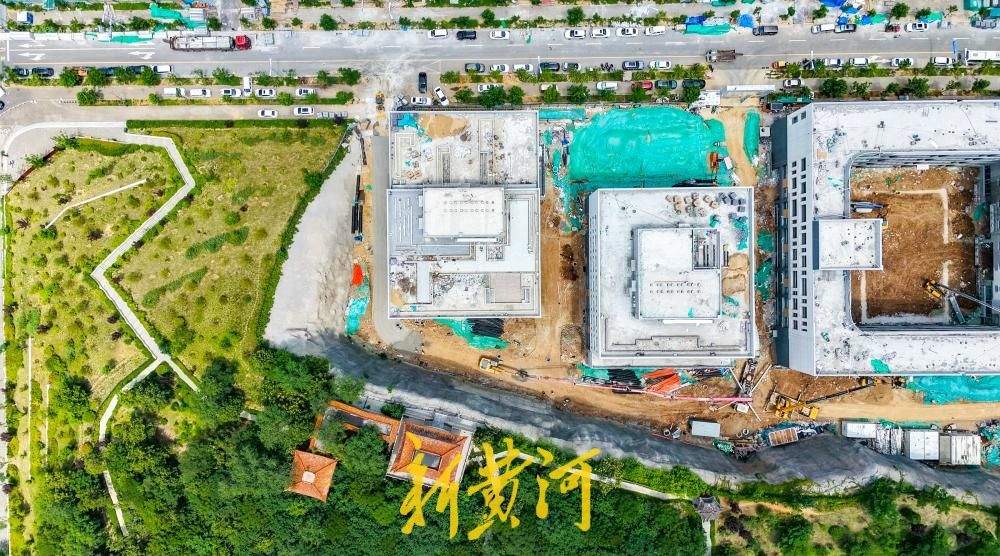 济南CBD核心区新建国际学校初具规模 教学楼顶将设运动跑道