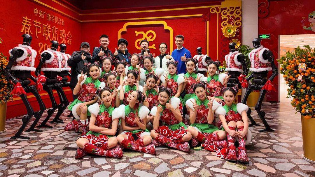 “机器人都比我会扭秧歌！”这家科技公司火了，网友连夜上网搜同款