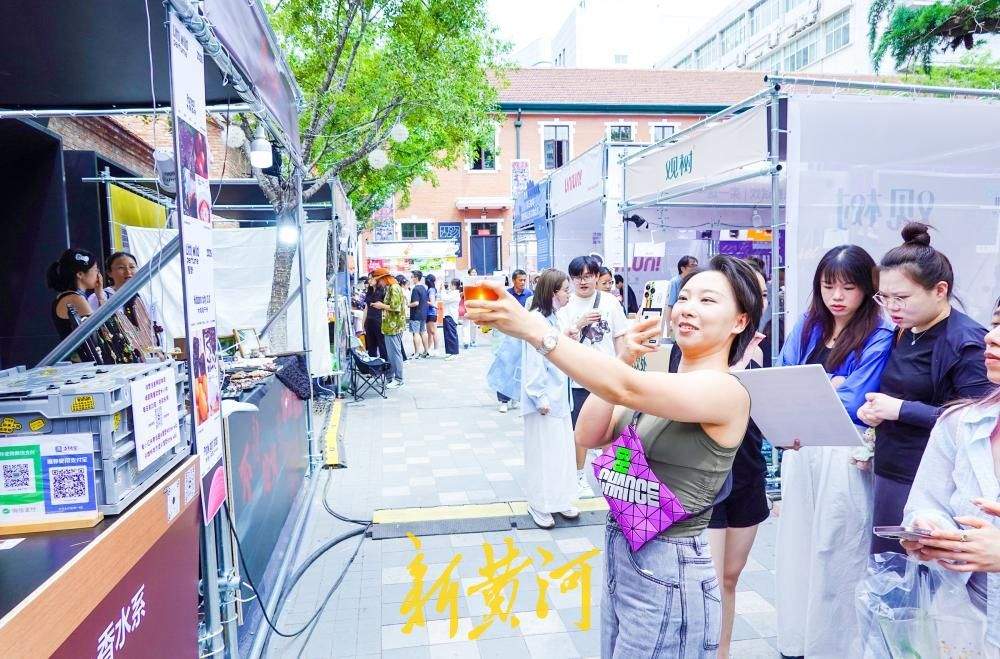 一年四季 泉在济南丨泉水咖啡嘉年华亮相老商埠，70余家咖啡品牌齐聚泉城