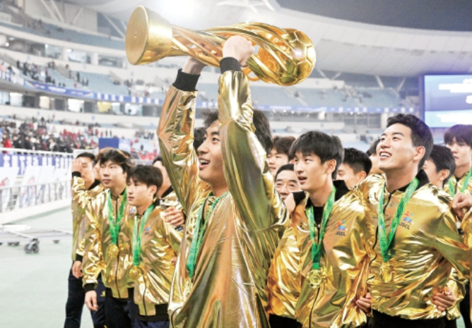 首届“苏超”落幕，热情永不消逝