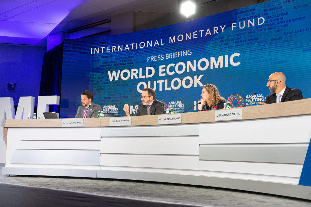 2025，关注这个世界的六个问号