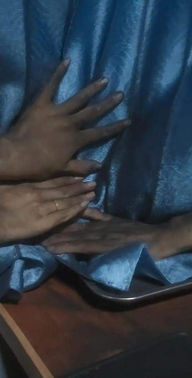 火车过山西隧道吸入煤灰,乘客变“煤蛋”!铁路部门:已整改