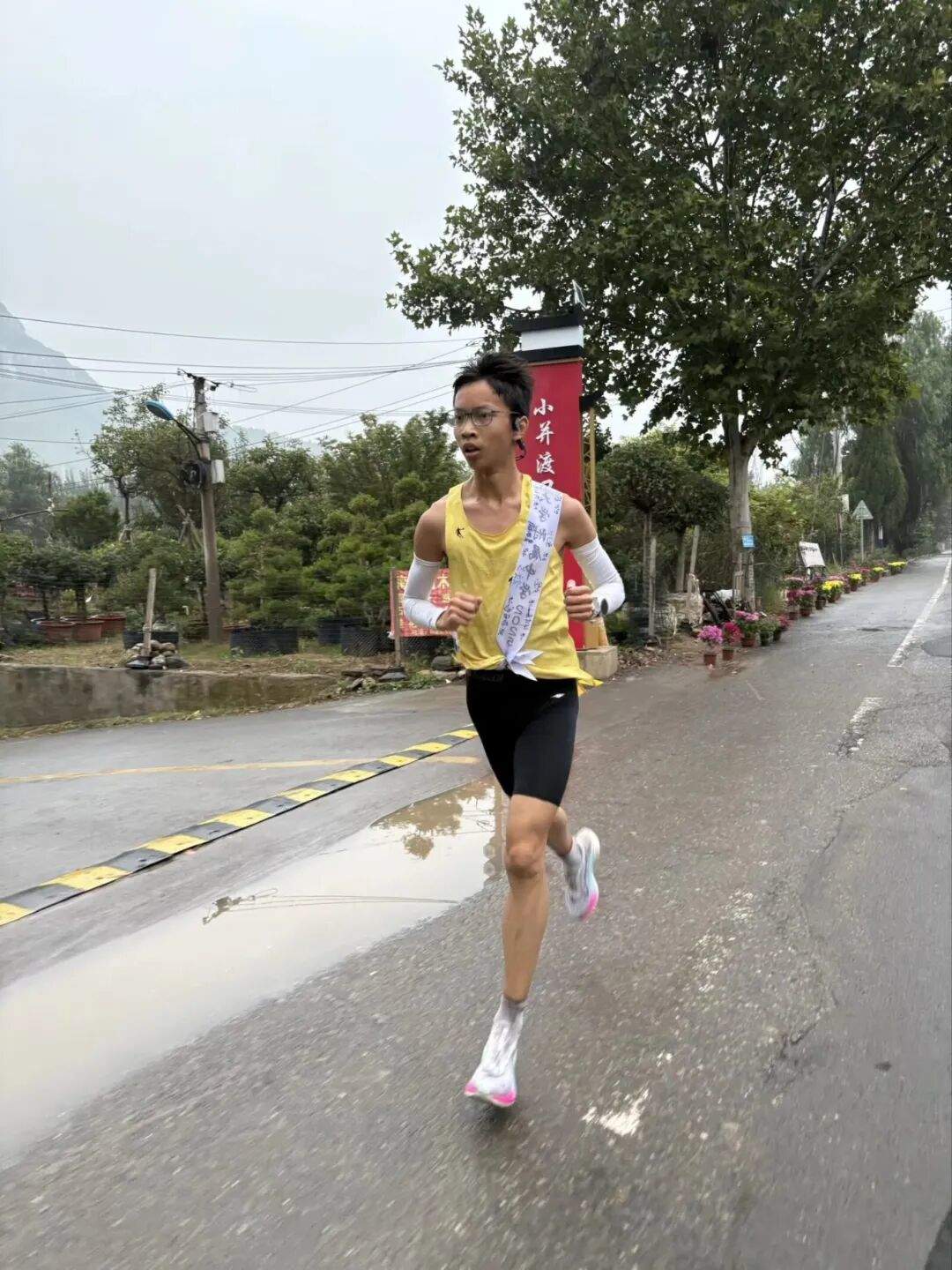 山大附中版强风吹拂!13名少年接力跑完成148.73公里“泰山驿传”