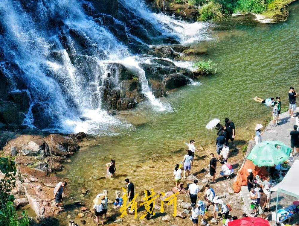一年四季 泉在济南｜秋瀑潺潺送清凉，初秋黄巢瀑布风光在线
