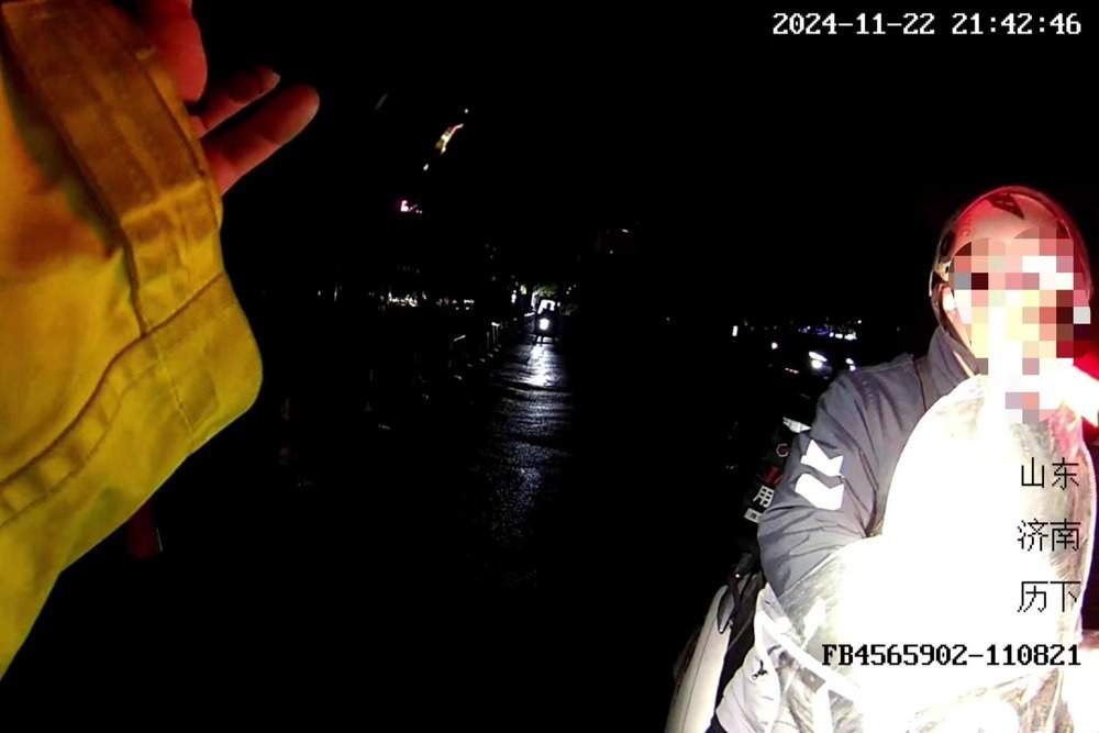 “您的外卖小哥已喝醉，无法继续配送……”