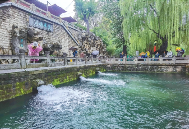 黑虎泉地下水位突破30米 比去年同期高出1.14米