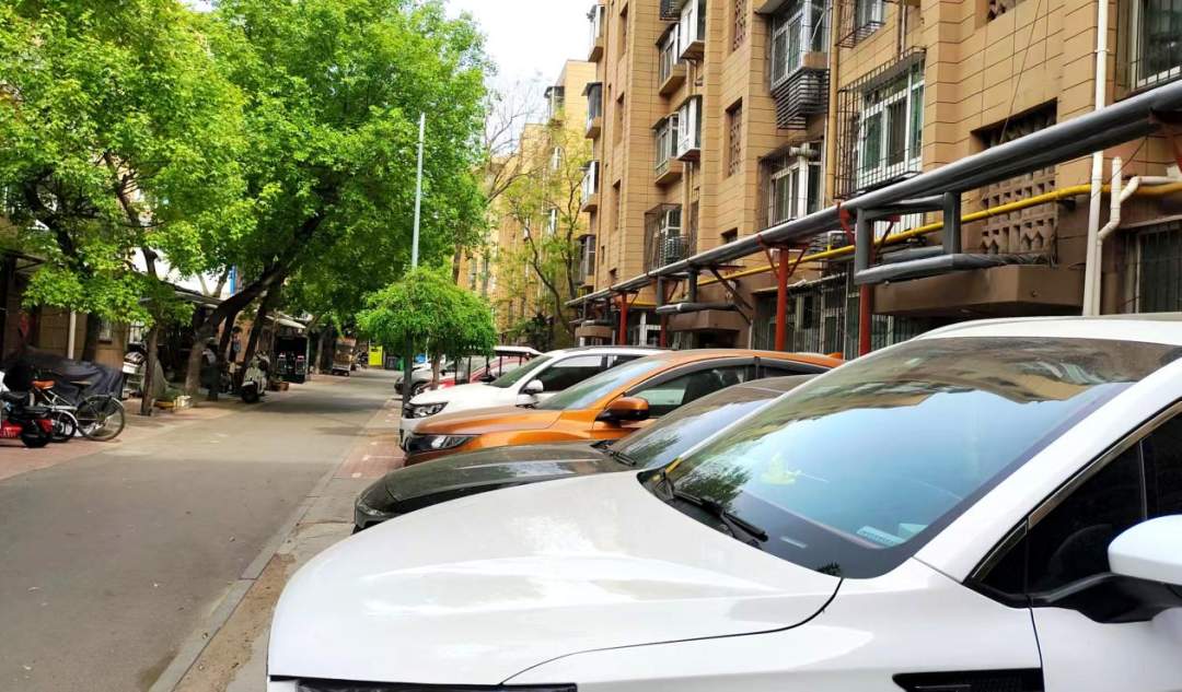 破局停车之困：济南一开放式老旧社区的治理突围战