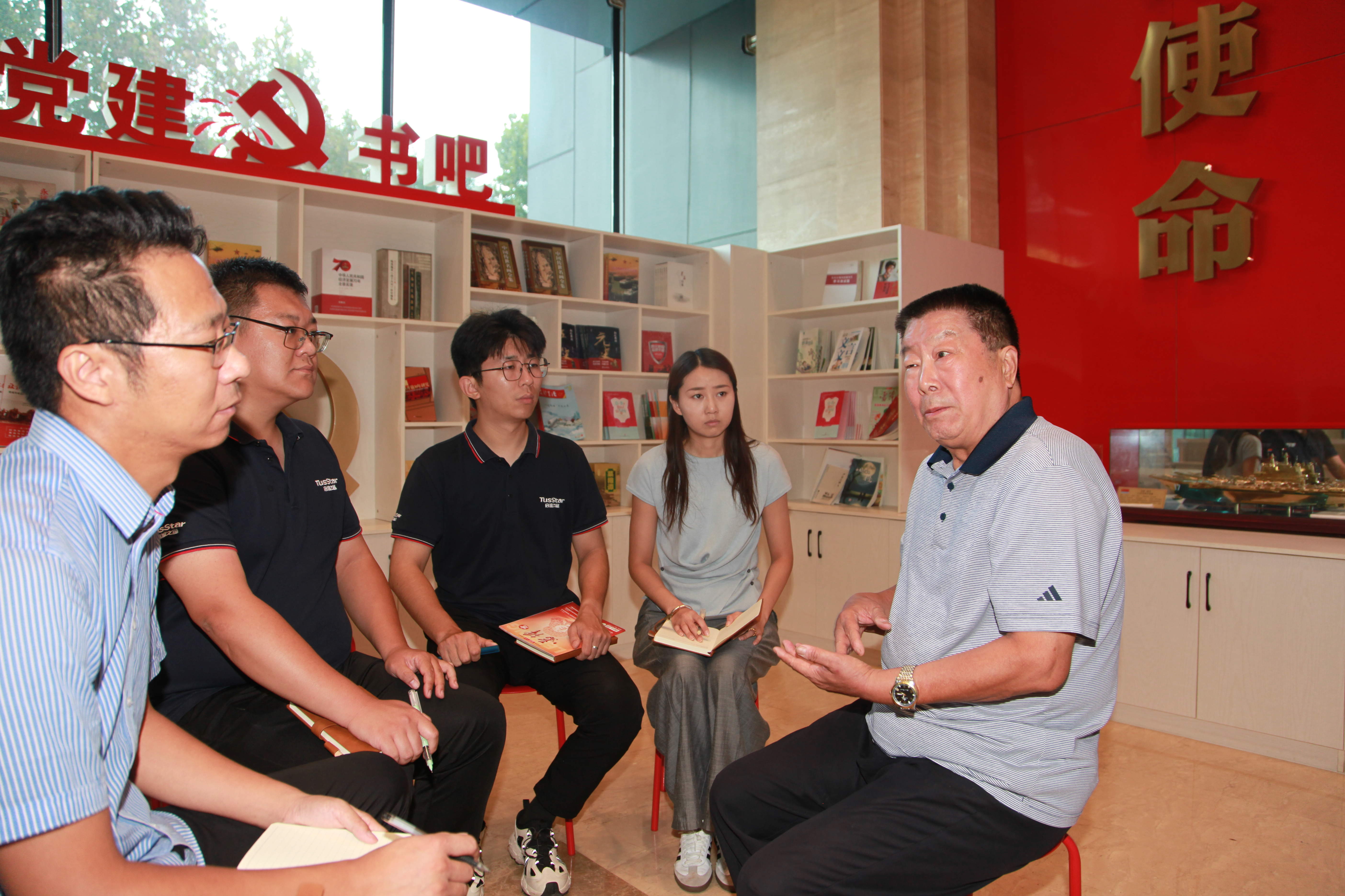 精神高地的守望者——记济南好人韩建平