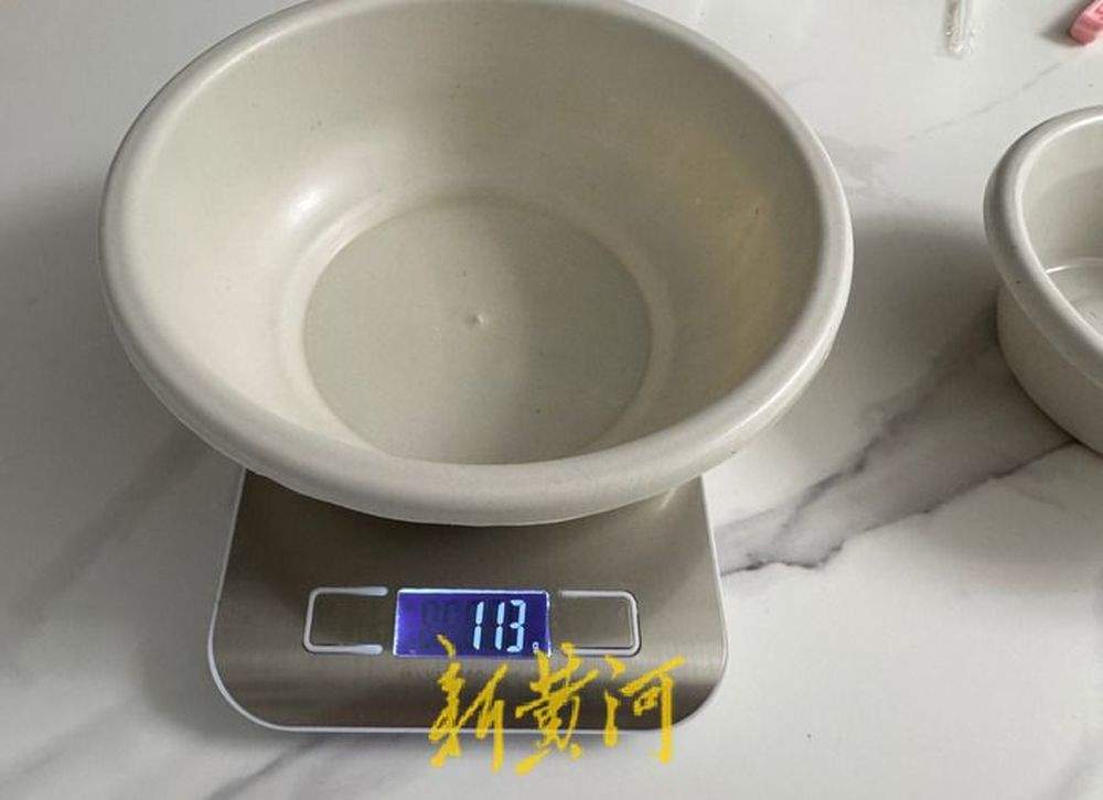 一斤草莓二两盆？盆重超标隐形加价，济南相关部门：已超允许计量偏差范围