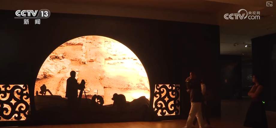 文博观展热潮不减暑期“加时” “科技+文博”让考古成果“活”起来