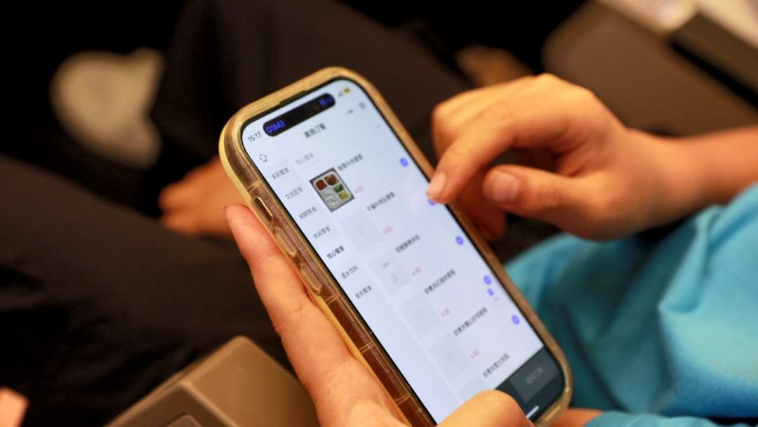 山东这个高铁站，今年送出外卖破百万单！