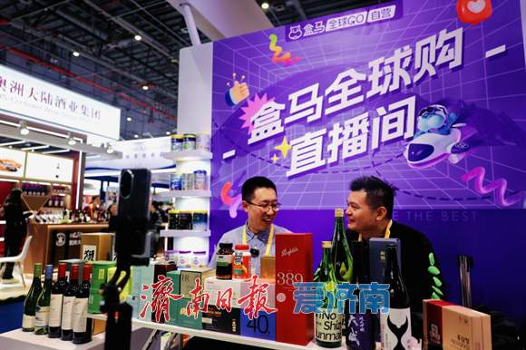 免税新政“逾月”观察：从一块阿胶糕的“远洋叙事”说起