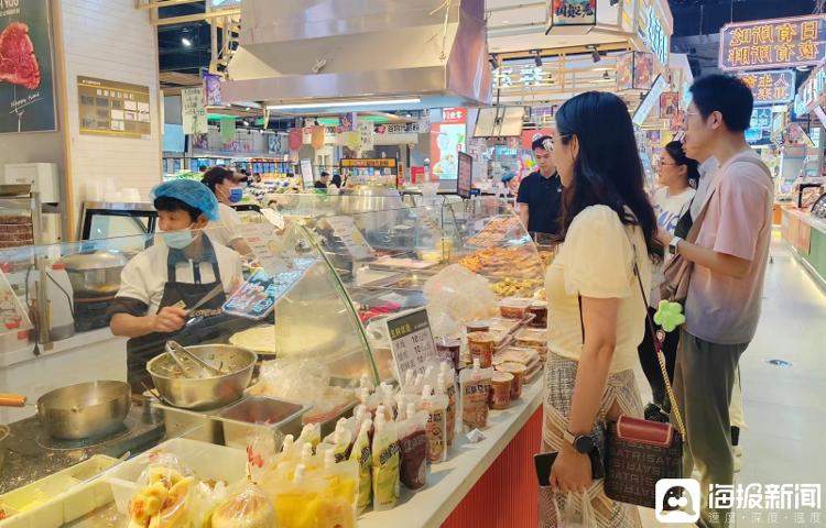 一荤两素12元 济南超市“平价食堂”主打一个价格亲民