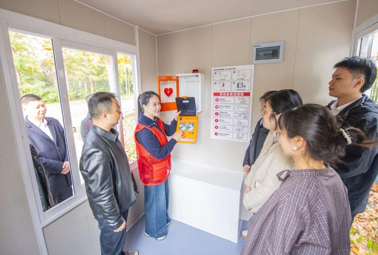 如何让AED好找会用？“要像灭火器一样普及”