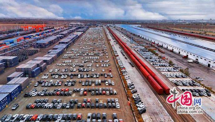 9882列！霍尔果斯口岸中欧班列再创新高