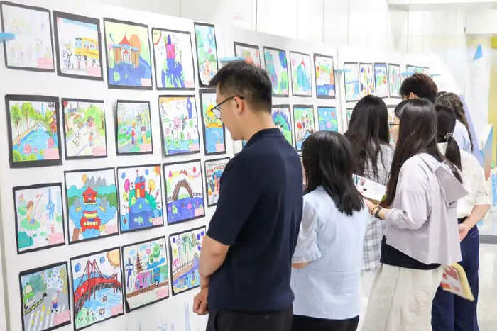 “流动的儿童艺术馆”来啦！济南儿童艺术作品亮相100座地铁站