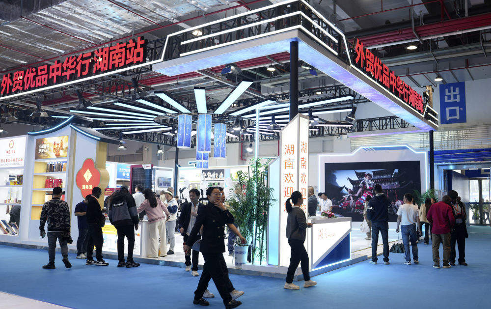 直面关切全力护航 稳企发展有“实招”