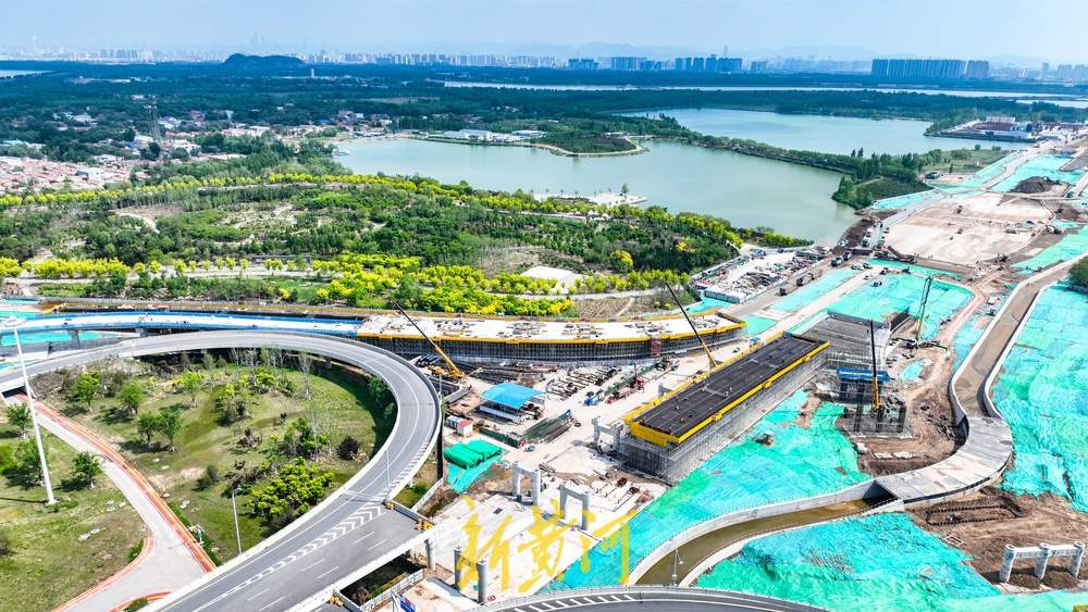 项目强省会｜济南穿黄隧道北口新建高架，连通原有龙湖立交桥 