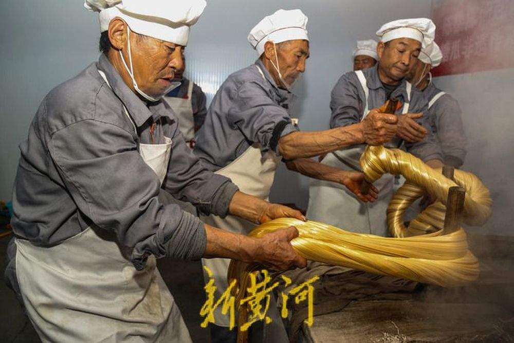 “泉”在济南冬游记|陈佃起糖坊:糖瓜出锅喽!这份甜蜜的传统美食谁能拒绝