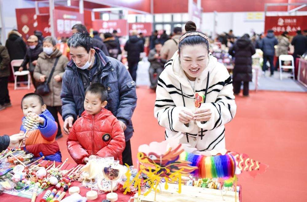 年货承载传统年味，齐鲁农超新春年货会设立文化大集专区