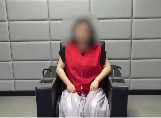 黄某编造“孤女模考648分，却遭亲舅烧书阻止高考”谣言被行拘