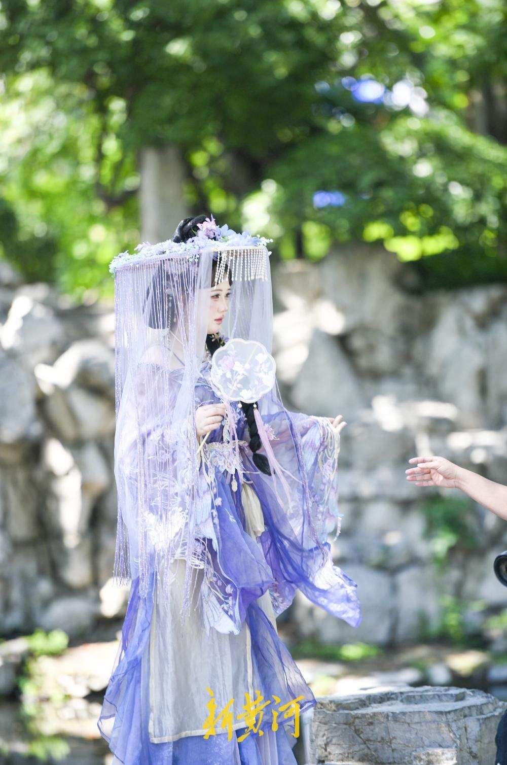一年四季 泉在济南丨济南雨后清凉天，汉服摇曳入画来