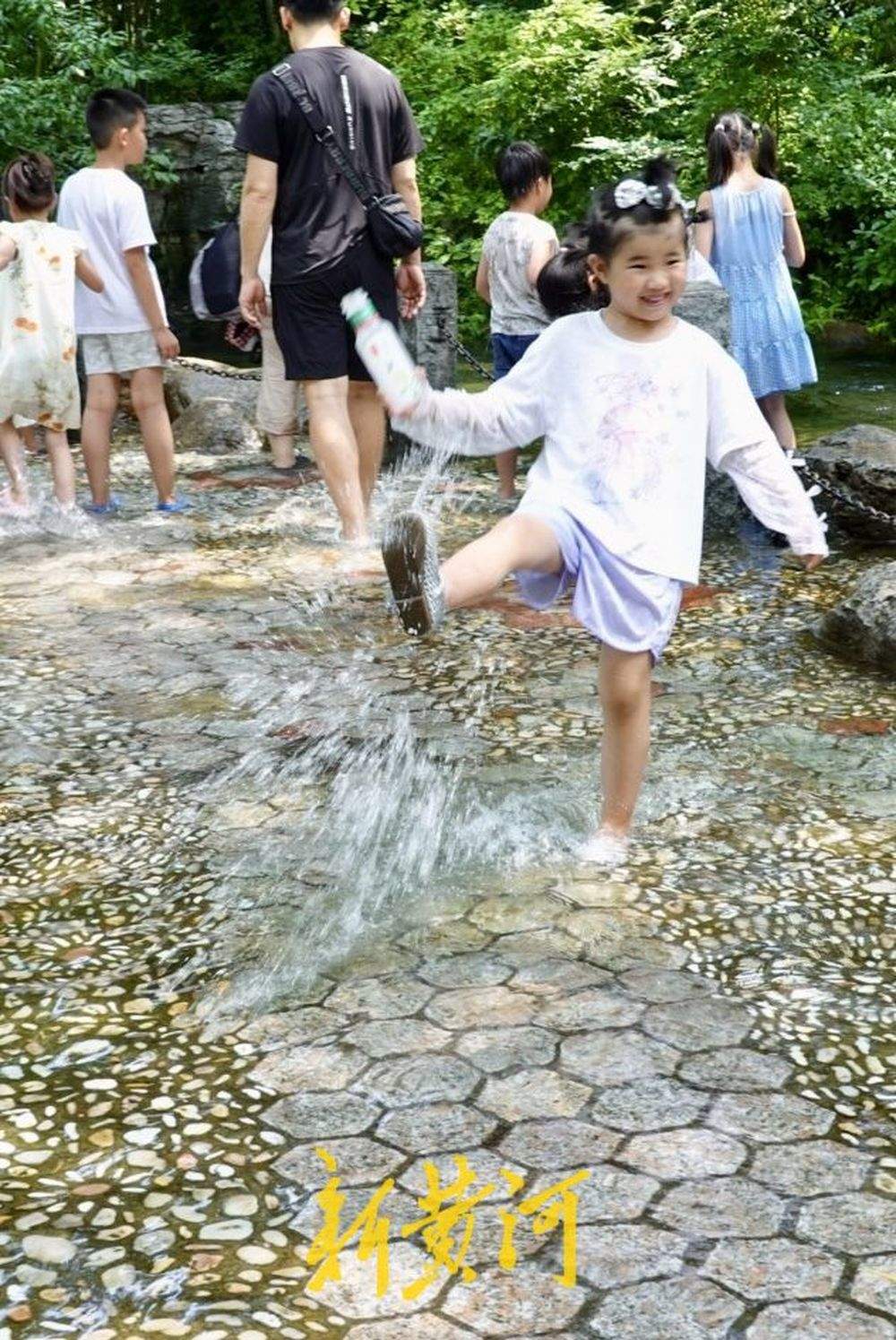 趵突泉濯缨池再现老济南“清泉石上流”奇观