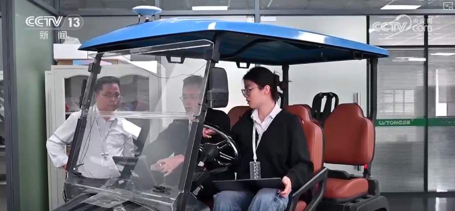 “爆款”“上头”！多维度观察 外贸凭借“硬核支撑”铺开全球贸易“网络”