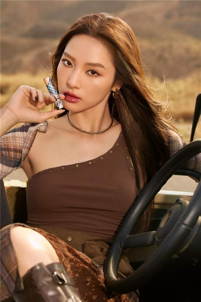 告别换季底妆烦恼!破格系列卡姿兰气垫打造秋冬氛围感精致妆容