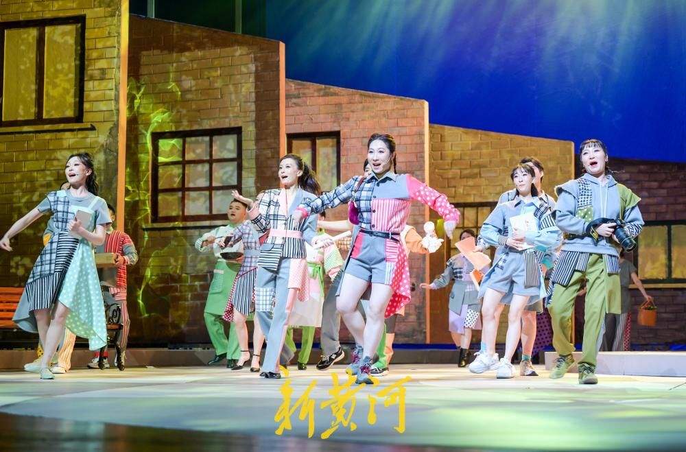 济南原创音乐剧《时间去哪儿了》首演 20首原创歌曲演绎“时间银行”奇幻故事