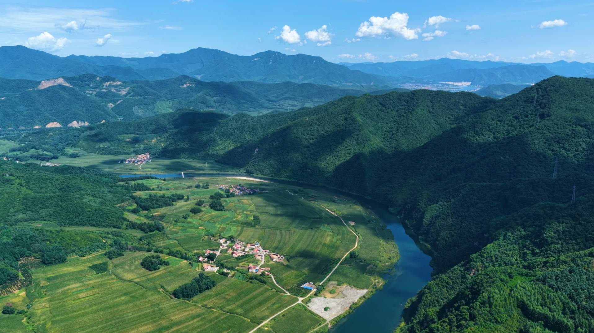 深山里建巨型充电宝:广联达助力民生工程迈向新纪元