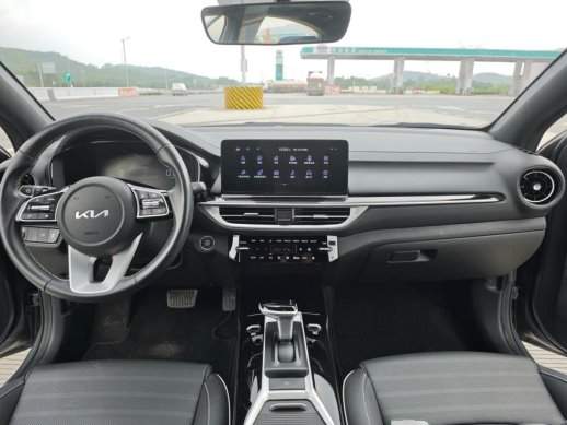 家用通勤都能打的车型！起亚K3太懂上班族