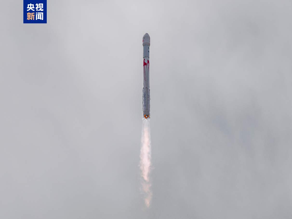 朱雀二号改进型遥五运载火箭发射成功