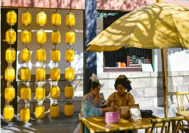 登山淘宝节、赏花推介会、景区非遗展……春日+掀起济南春季消费热