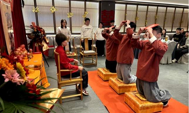 破门传艺 以文铸魂 百年非遗在当代的创造性转化与自信传承