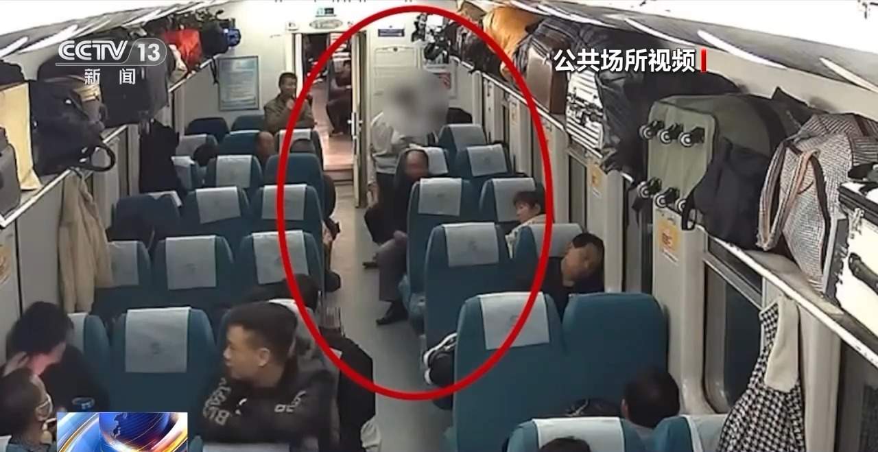 乘客“耍酒疯” 殴打出租车司机?警方:抓!